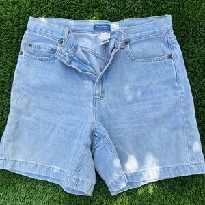 VINTAGE. Liz Claiborne Light Blue Denim Jeans